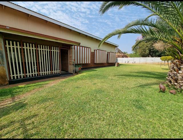 3 BEDROOM HOUSE FOR SALE IN BO-DORP